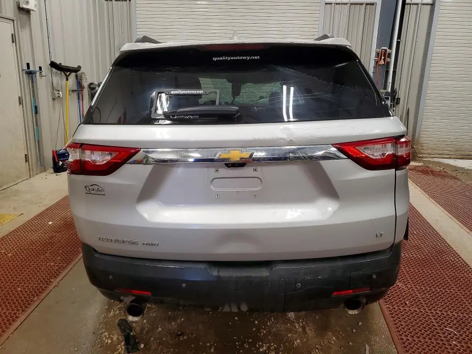2021 CHEVROLET TRAVERSE LT  