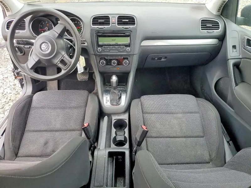 2011 VOLKSWAGEN GOLF   