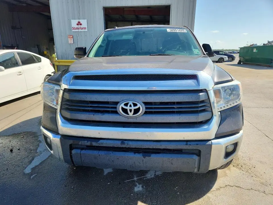 2015 TOYOTA TUNDRA SR5  