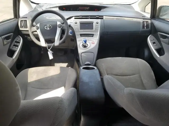 2014 TOYOTA PRIUS PLUG-IN   