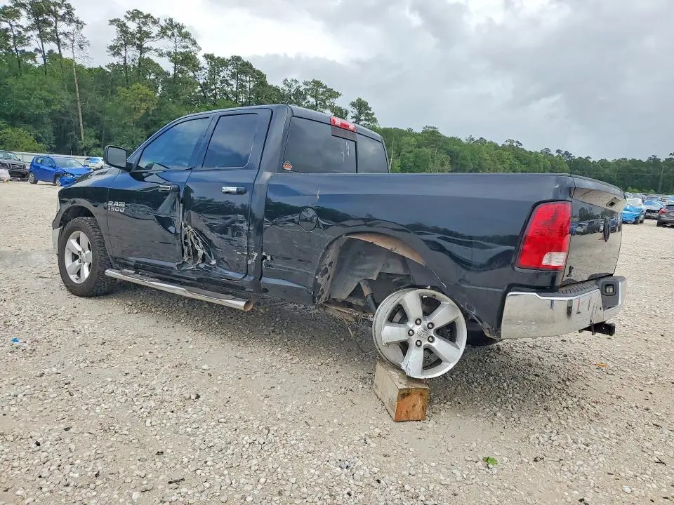 2013 RAM 1500 SLT  