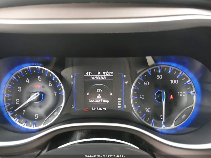 2020 CHRYSLER VOYAGER LXI