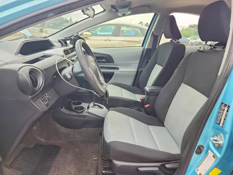 2012 TOYOTA PRIUS C TWO  