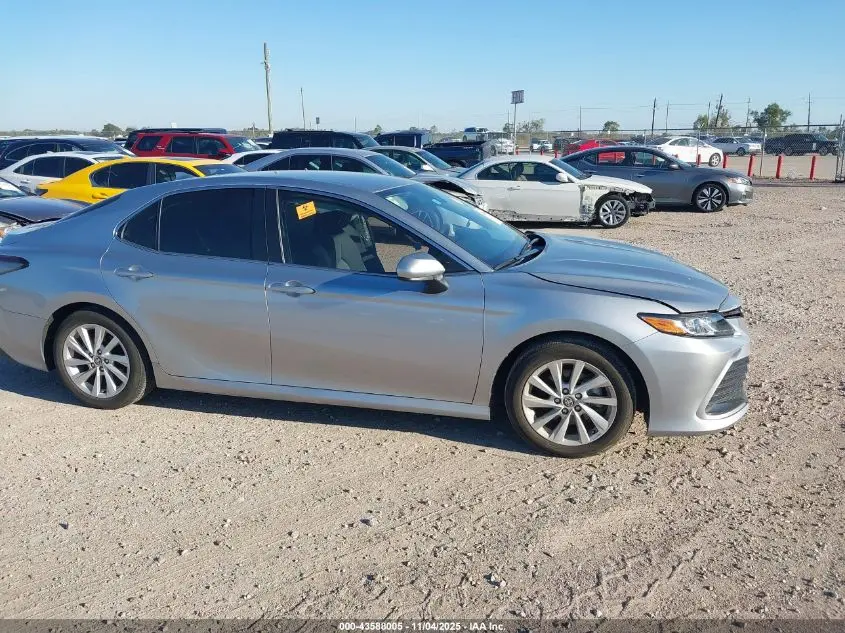 2024 TOYOTA CAMRY LE