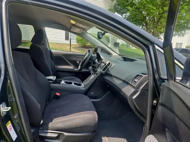 2013 TOYOTA VENZA LE  