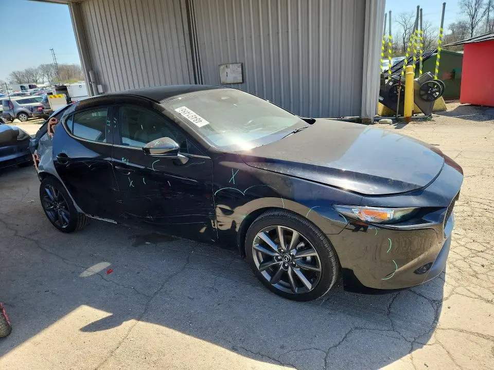 2024 MAZDA 3 PREFERRED  