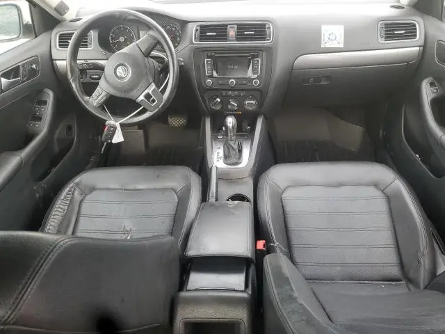 2013 VOLKSWAGEN JETTA SEL  