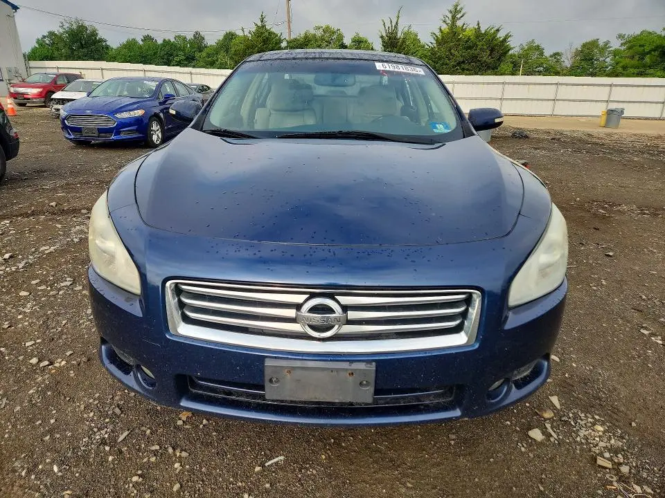 2013 NISSAN MAXIMA 3.5 SV  