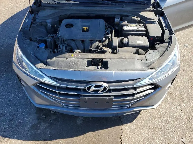 2019 HYUNDAI ELANTRA SEL  