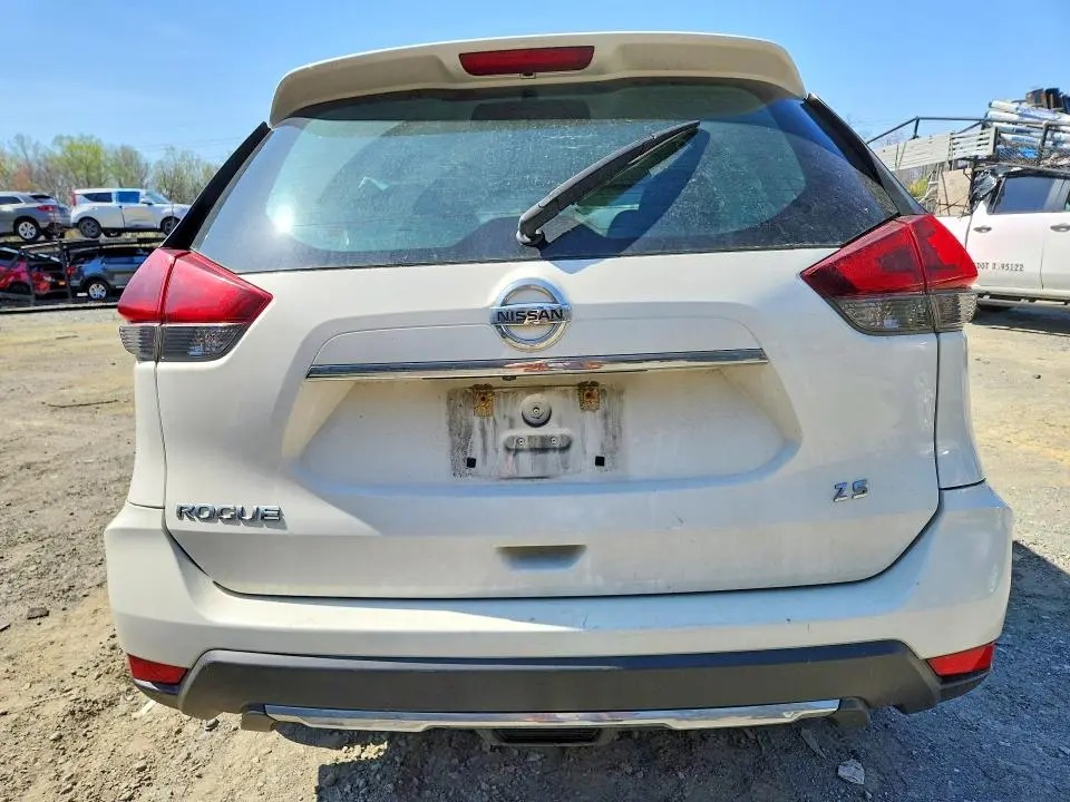 2019 NISSAN ROGUE S  