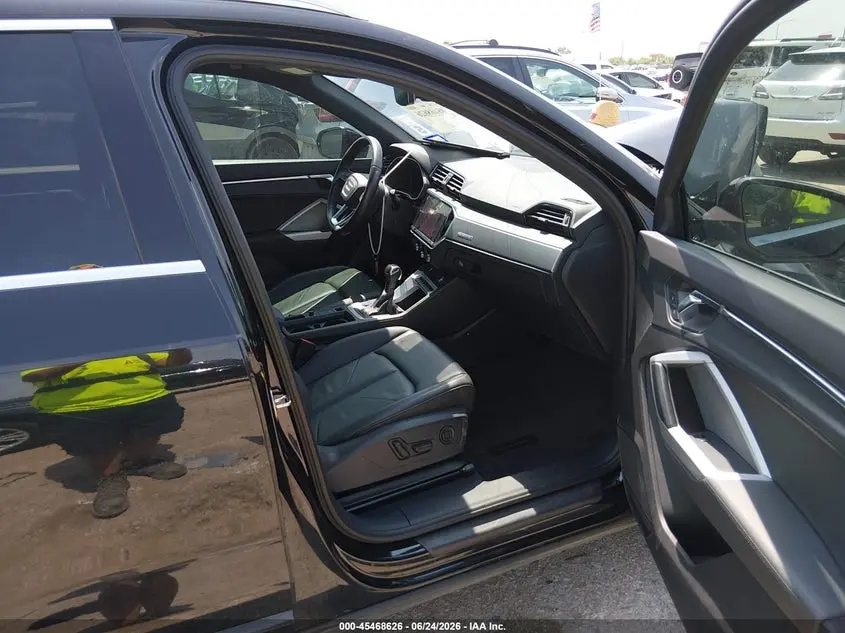 2022 AUDI Q3 PREMIUM 40 TFSI QUATTRO TIPTRONIC