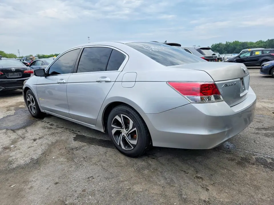2010 HONDA ACCORD LX  