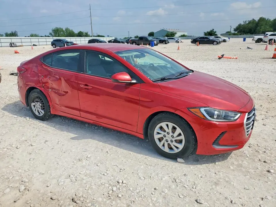 2017 HYUNDAI ELANTRA SE  
