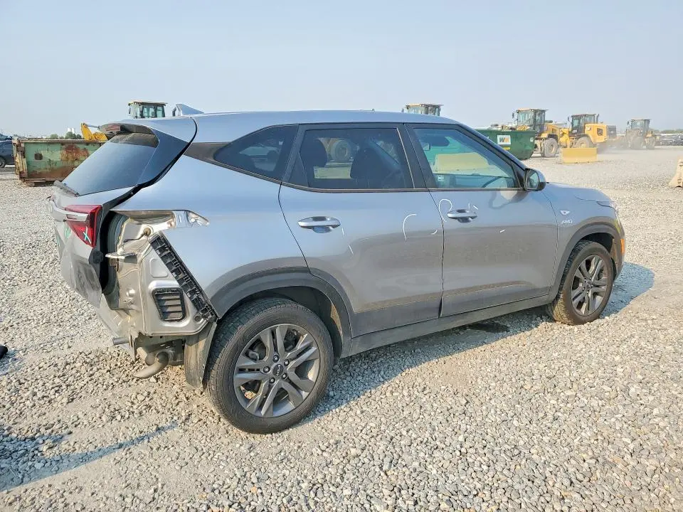 2022 KIA SELTOS LX  
