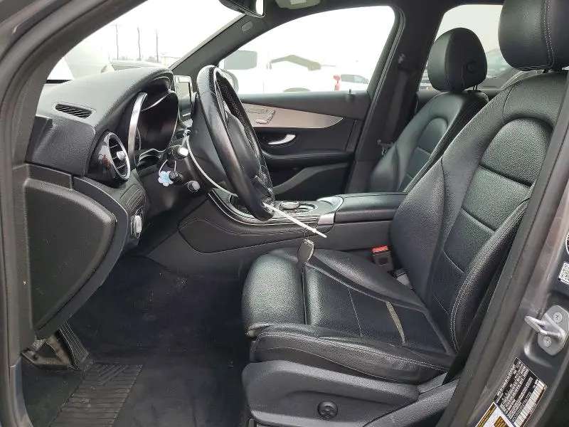 2019 MERCEDES-BENZ GLC 350E  