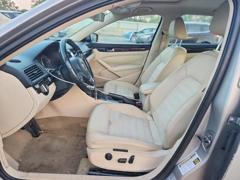 2014 VOLKSWAGEN PASSAT SEL  