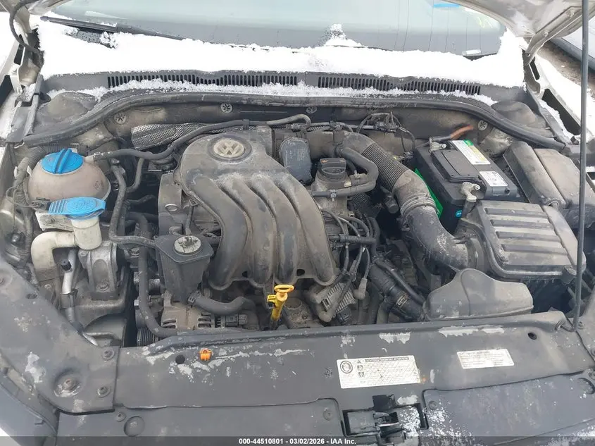 2013 VOLKSWAGEN JETTA 2.0L S