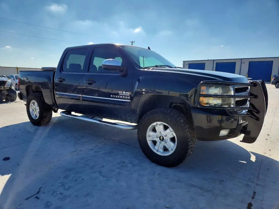2010 CHEVROLET SILVERADO K1500 LT  