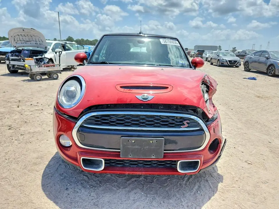 2017 MINI COOPER S  