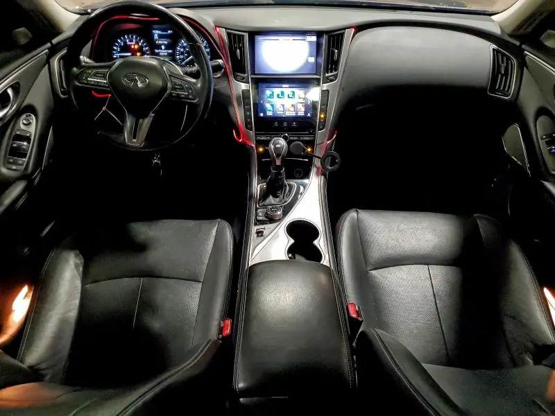 2021 INFINITI Q50 LUXE  