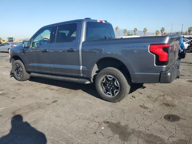 2023 FORD F150 LIGHTNING PRO  