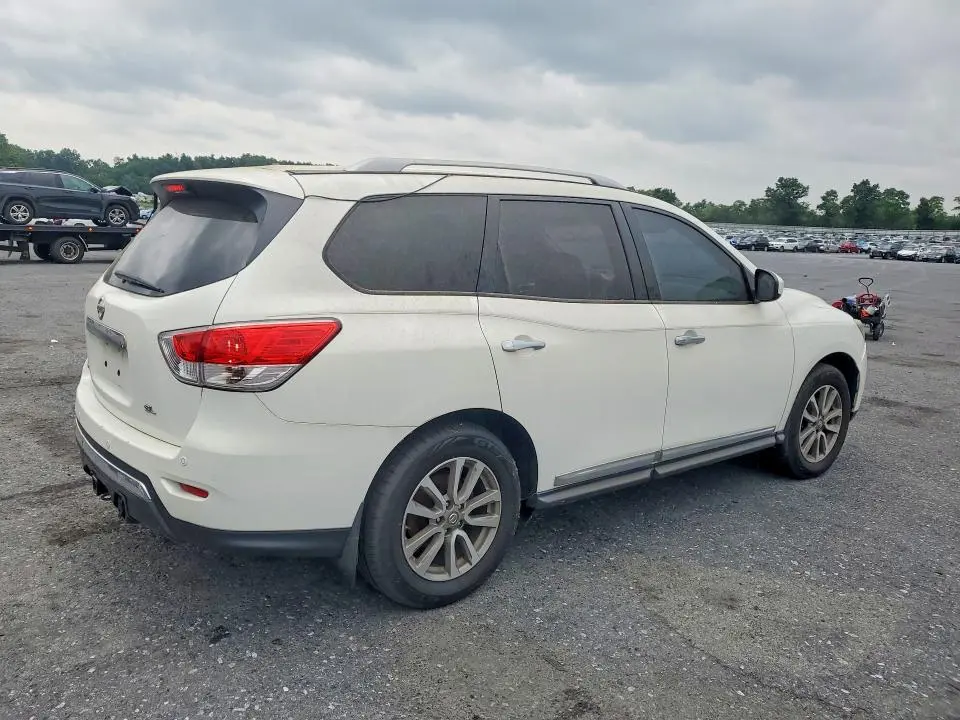 2014 NISSAN PATHFINDER SL  