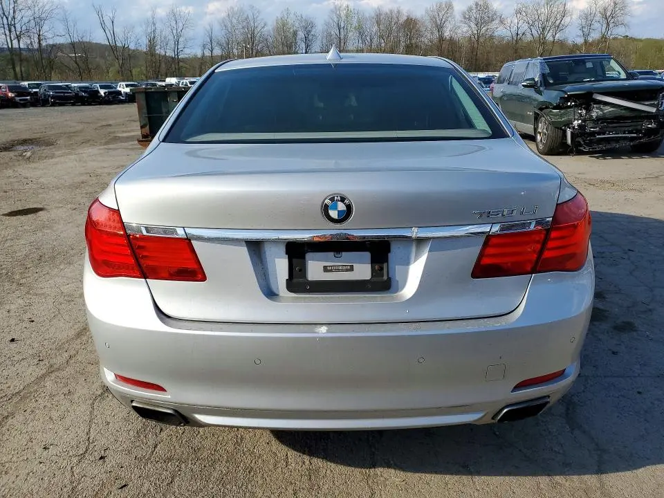 2012 BMW 750 LXI  
