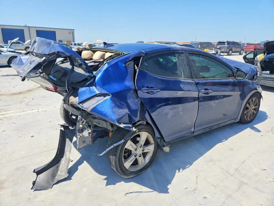 2013 HYUNDAI ELANTRA GLS  