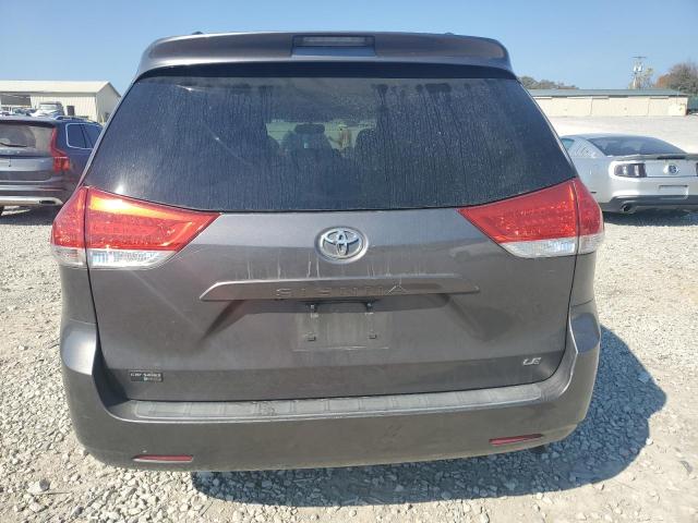 2012 TOYOTA SIENNA LE