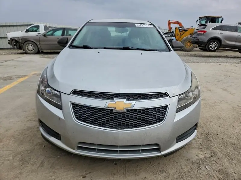 2013 CHEVROLET CRUZE LS  