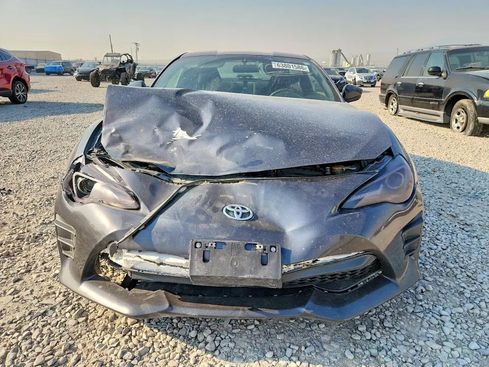 2017 TOYOTA 86 BASE  
