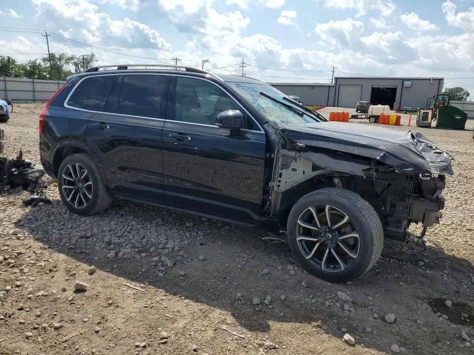2016 VOLVO XC90 T6  