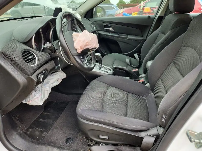 2012 CHEVROLET CRUZE LT  