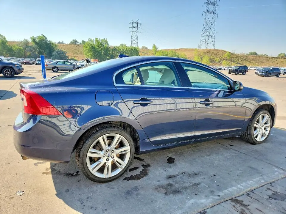 2011 VOLVO S60 T6  