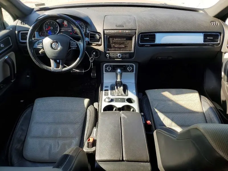 2017 VOLKSWAGEN TOUAREG WOLFSBURG  