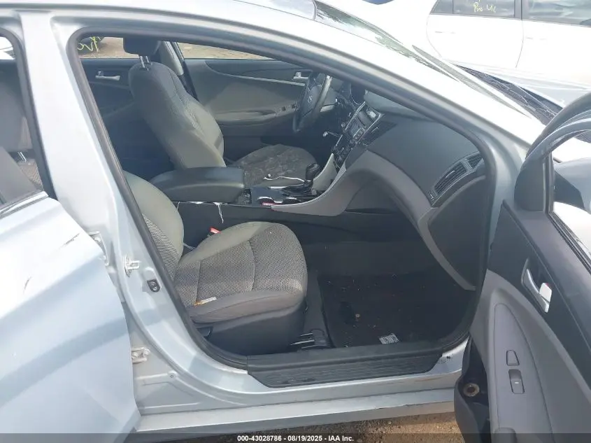 2012 HYUNDAI SONATA GLS