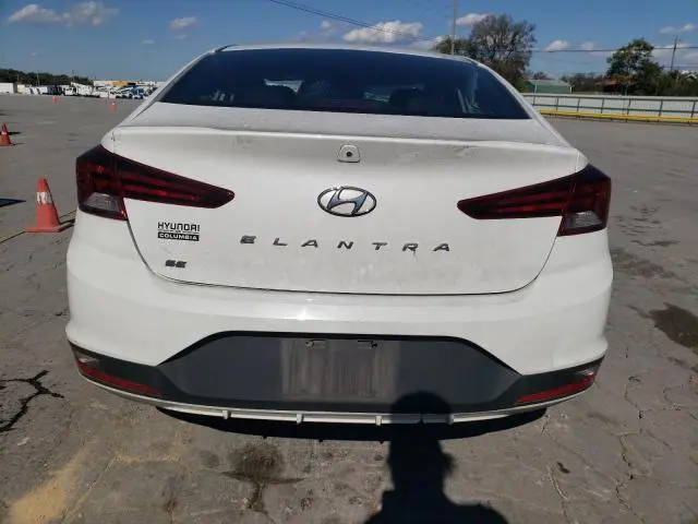 2019 HYUNDAI ELANTRA SE  