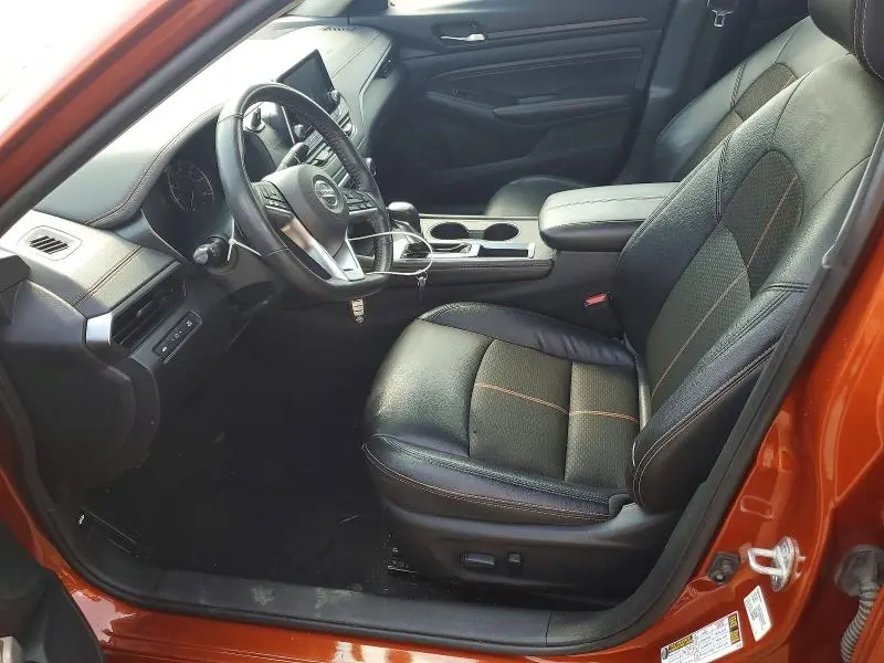 2022 NISSAN ALTIMA SR  