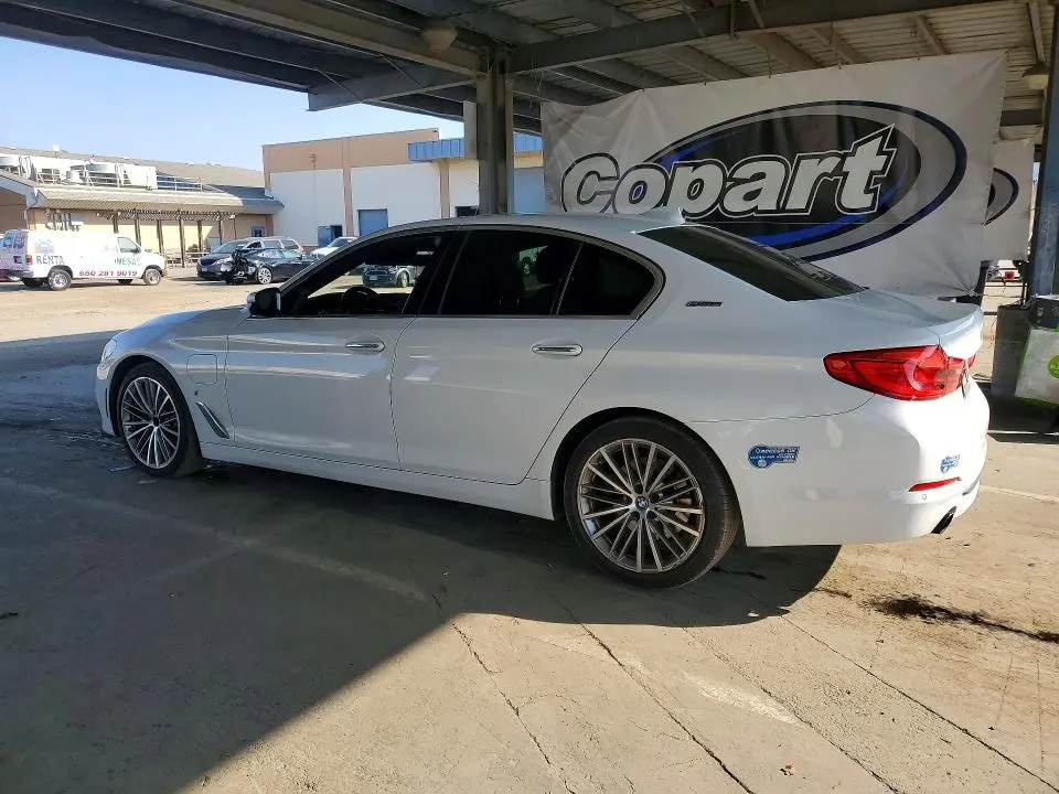 2018 BMW 530XE   
