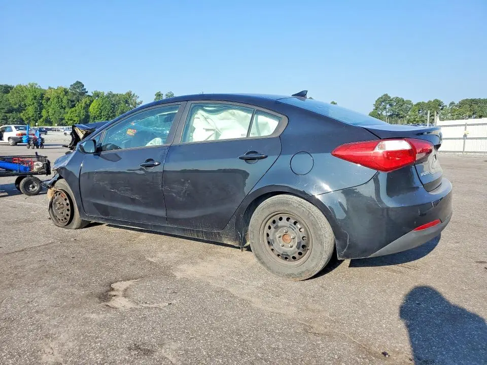 2017 KIA FORTE LX  