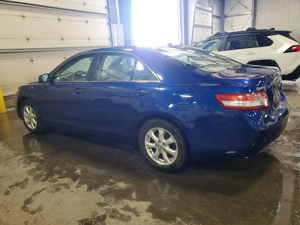 2010 TOYOTA CAMRY LE  