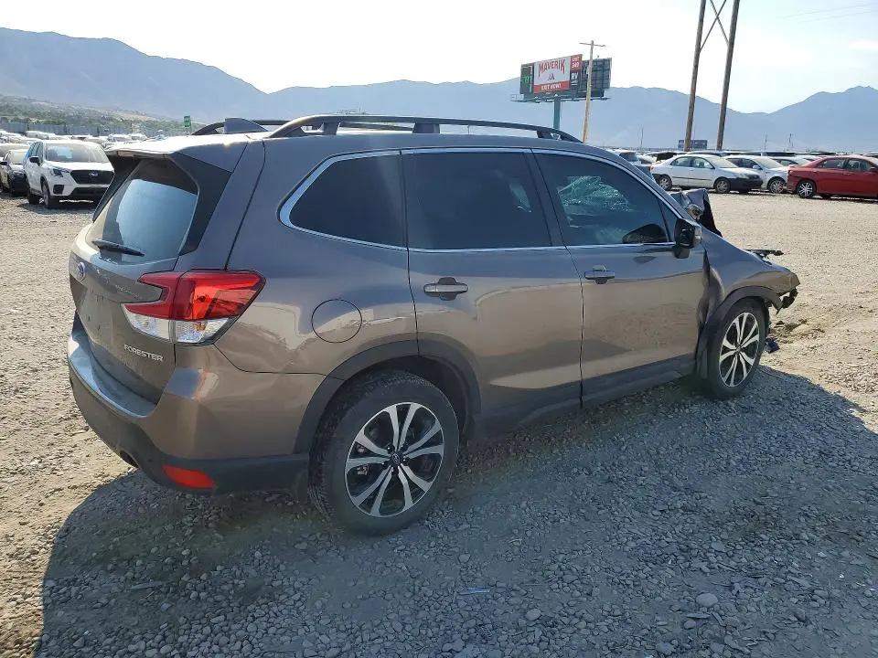 2023 SUBARU FORESTER LIMITED  