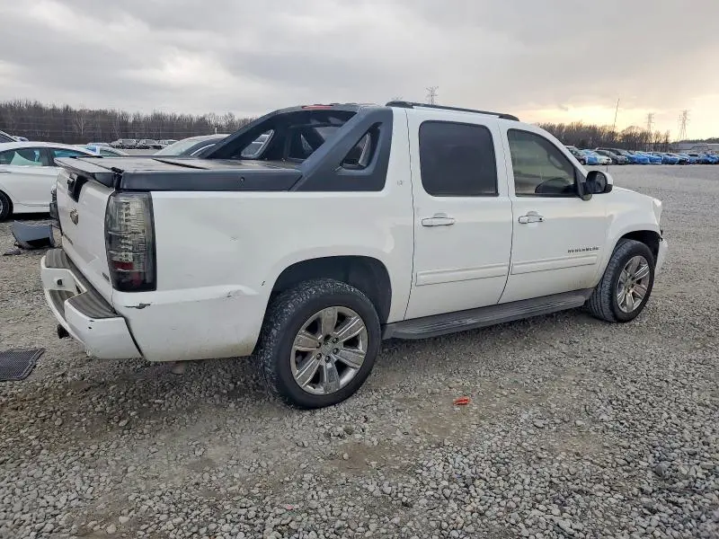 2010 CHEVROLET AVALANCHE LT  