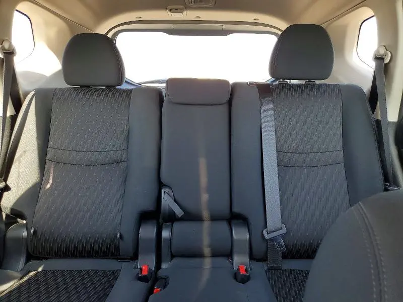2020 NISSAN ROGUE S  