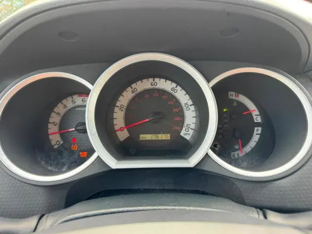 2013 TOYOTA TACOMA V6  