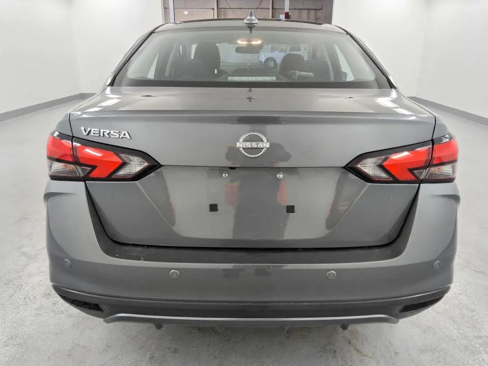 2025 NISSAN VERSA SV  