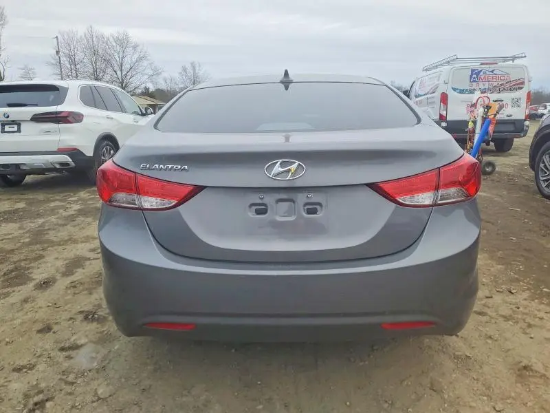 2012 HYUNDAI ELANTRA GLS  