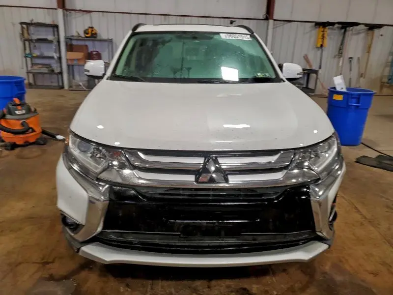 2016 MITSUBISHI OUTLANDER SE  
