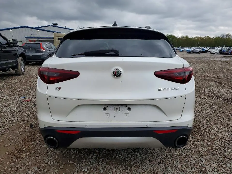 2018 ALFA ROMEO STELVIO TI  