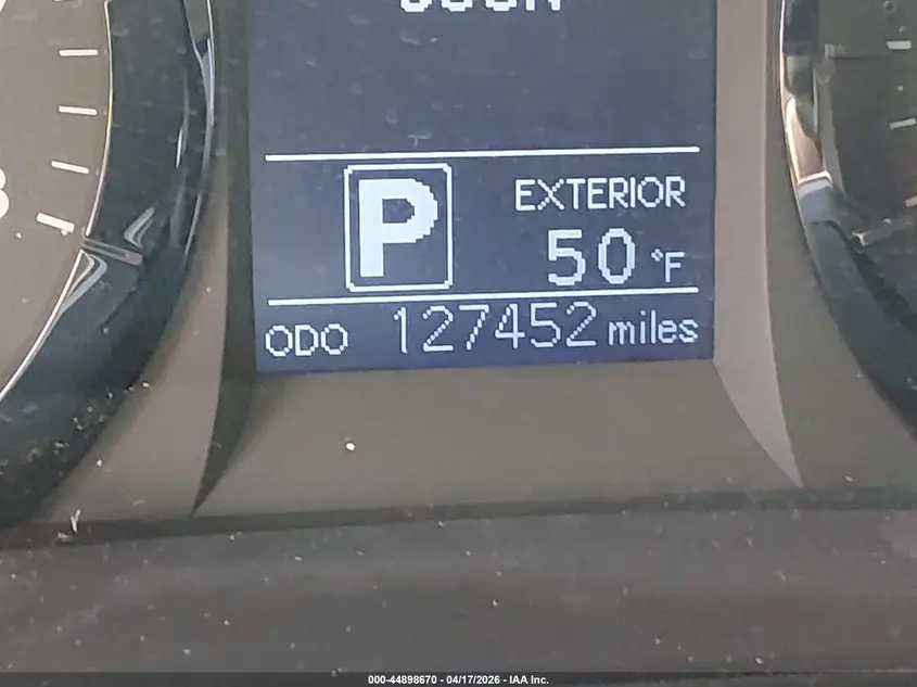 2017 TOYOTA SIENNA LE 7 PASSENGER